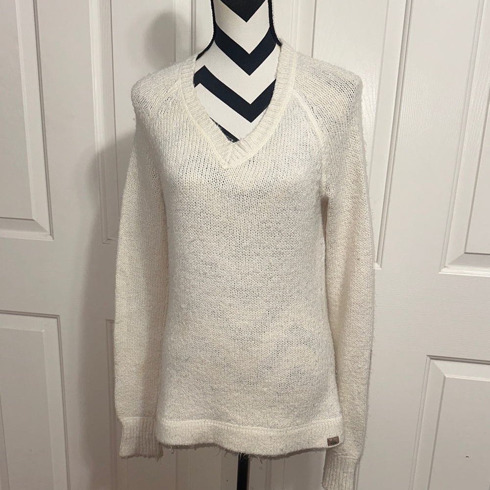Prana Women's V-Neck Cream Sweater